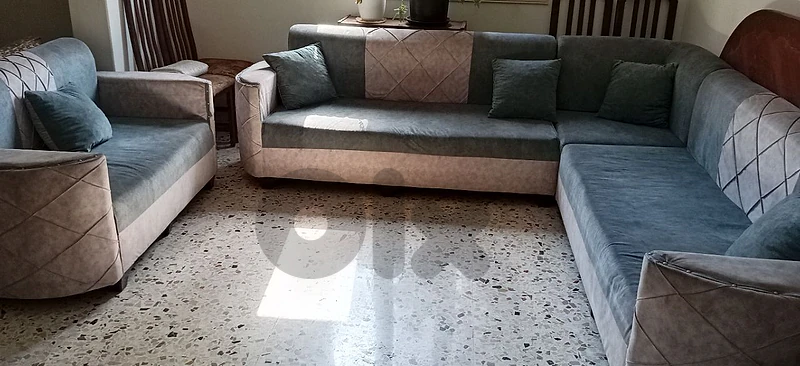 قعدة زاوية للبيع