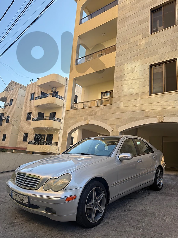 Mercedes-Benz 240/260/280 2003