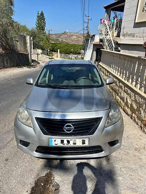Nissan Sunny 2014