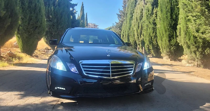 Mercedes-Benz E-Class 2011