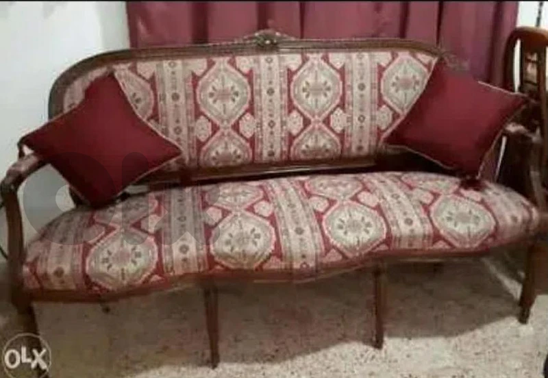 Louis 15 Style Sofa