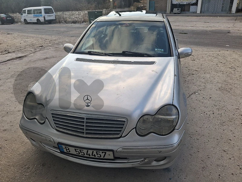 Mercedes-Benz C-Class 2004 c180
