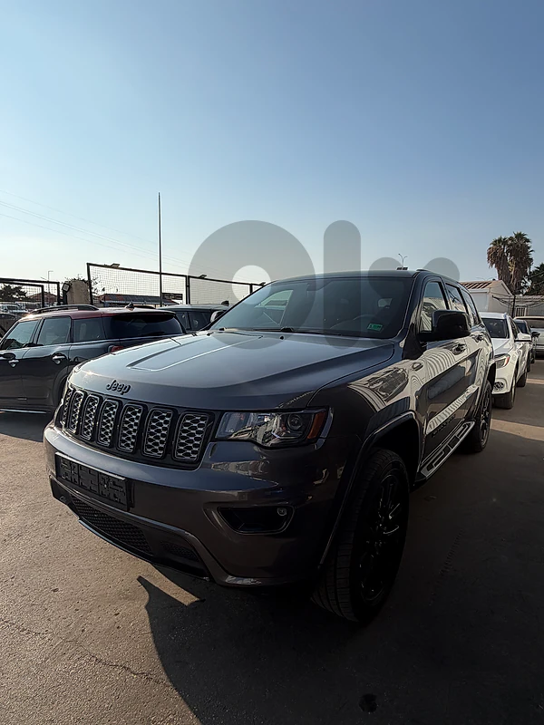 Jeep Cherokee 2018 altitude Jeep Cherokee 2018 altitude