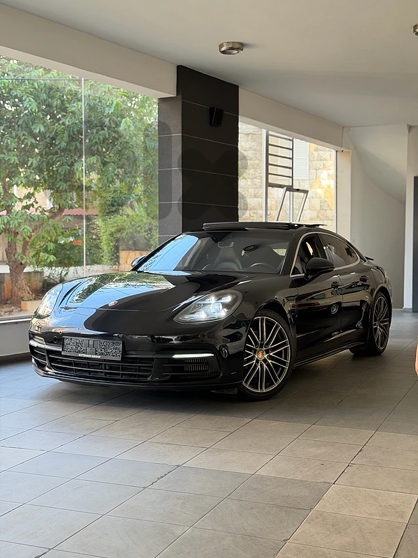 PORSCHE PANAMERA 4S FROM PORSCHE BEIRUT - UNDER OFFER