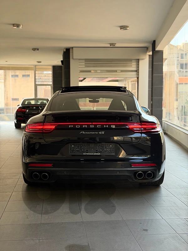 PORSCHE PANAMERA 4S FROM PORSCHE BEIRUT - UNDER OFFER