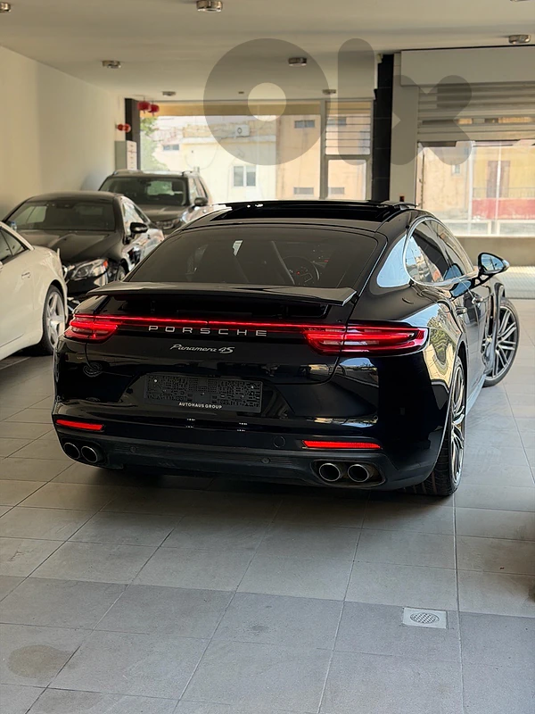 PORSCHE PANAMERA 4S FROM PORSCHE BEIRUT - UNDER OFFER