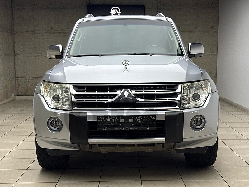Mitsubishi Pajero 3.8 L GLS 7 seats