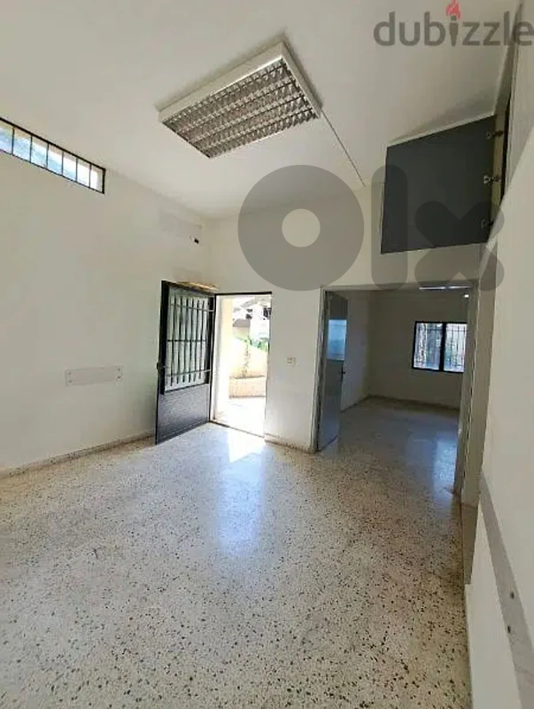 Ground floor depo, workshop or offices