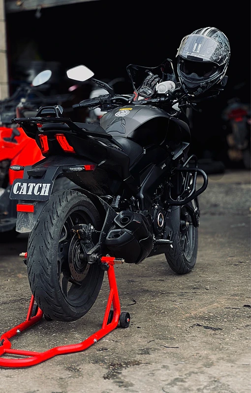 dominar 400 2022