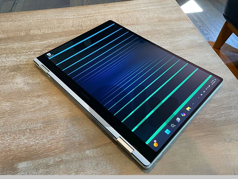 Galaxy Book 5 pro 360 in amazing offer / rare item Galaxy Book 5 pro 360 in amazing offer / rare item