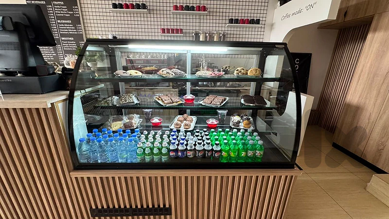Used Like New Cake Display