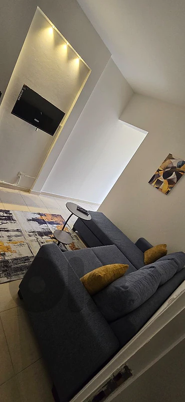 zouk mosbeh 1 bed furnished delux all new for 400$