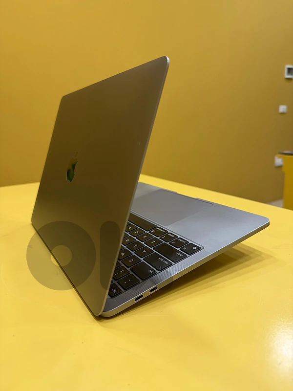 macbook pro m1 macbook pro m1