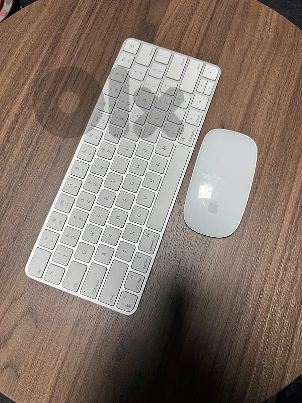 apple keyboard and magic mouse 2 for sale apple keyboard and magic mouse 2 for sale