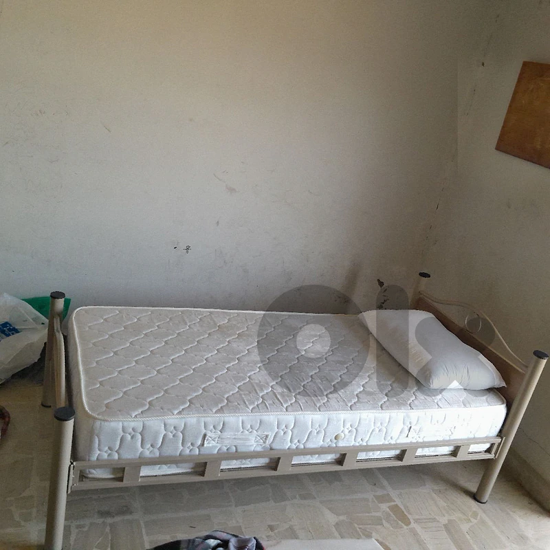 single 2 beds  with 1 mattress new new