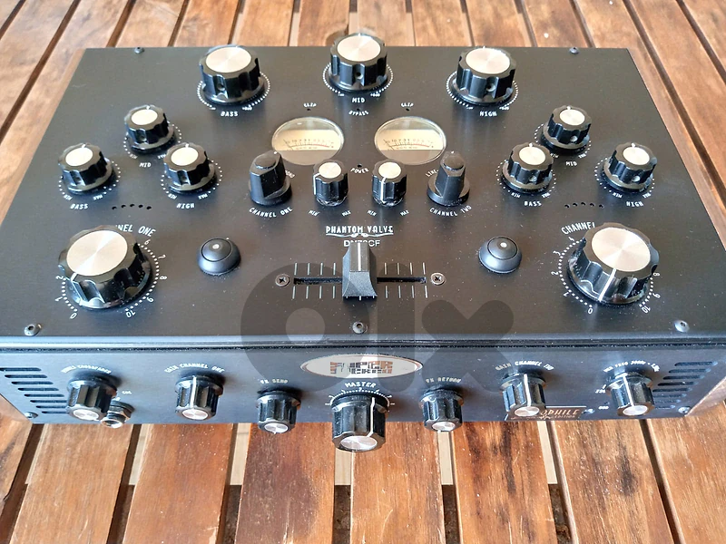 Superstereo DN78-II Phantom Valve analogue rotary DJ mixer