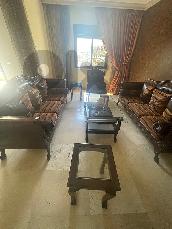 Salon & dining table