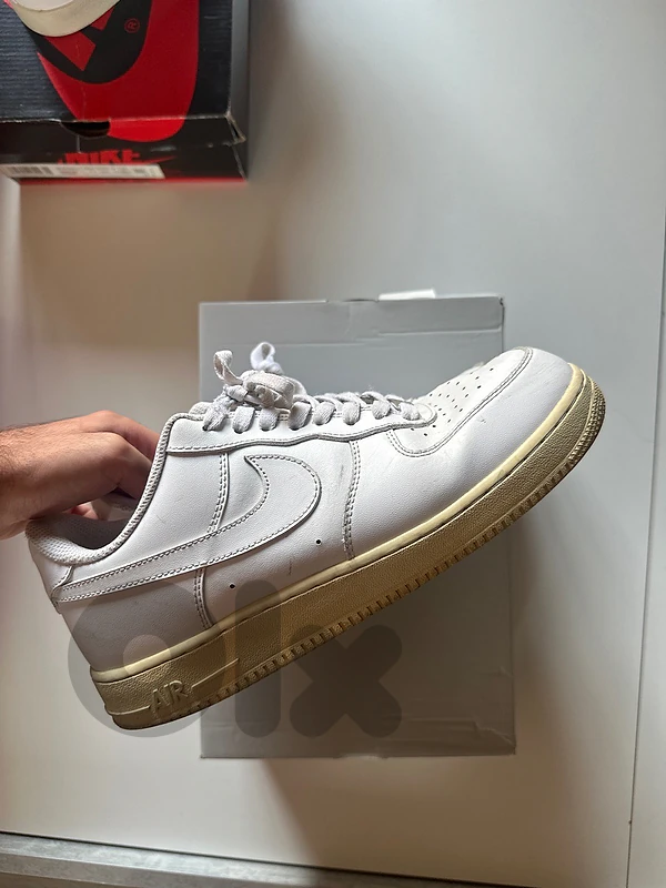 AIRFORCE SIZE 43
