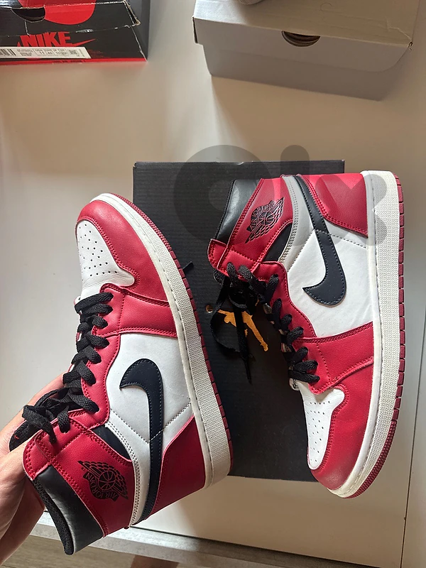 JORDAN CHICAGO SIZE 43
