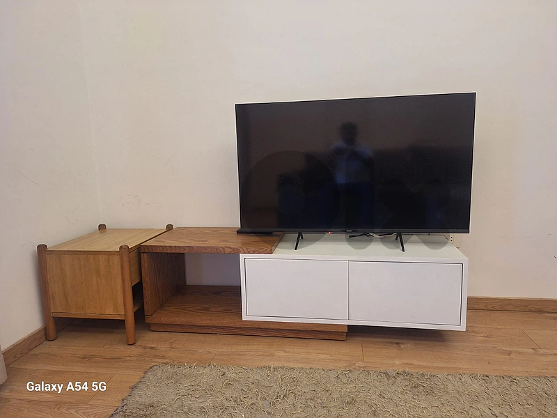 IDEA 50” Frameless UHD Smart TV IDEA 50” Frameless UHD Smart TV