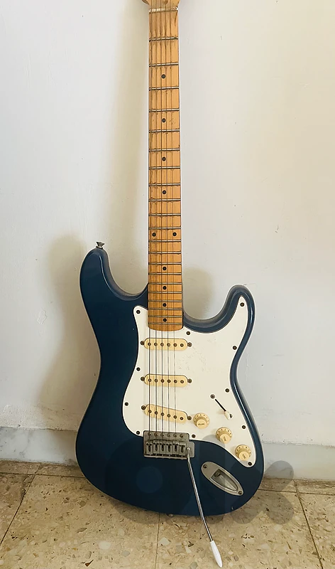 Samick stratocaster Electric guitar