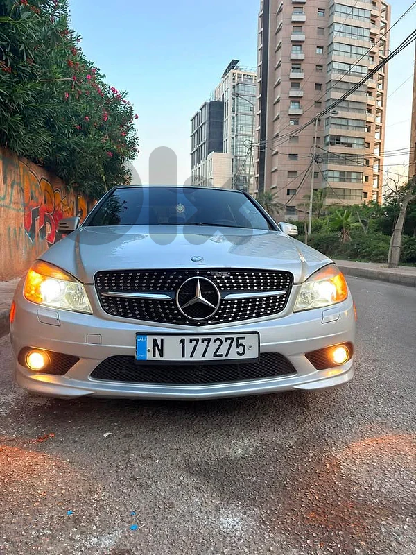 Mercedes c300 4matic 2010