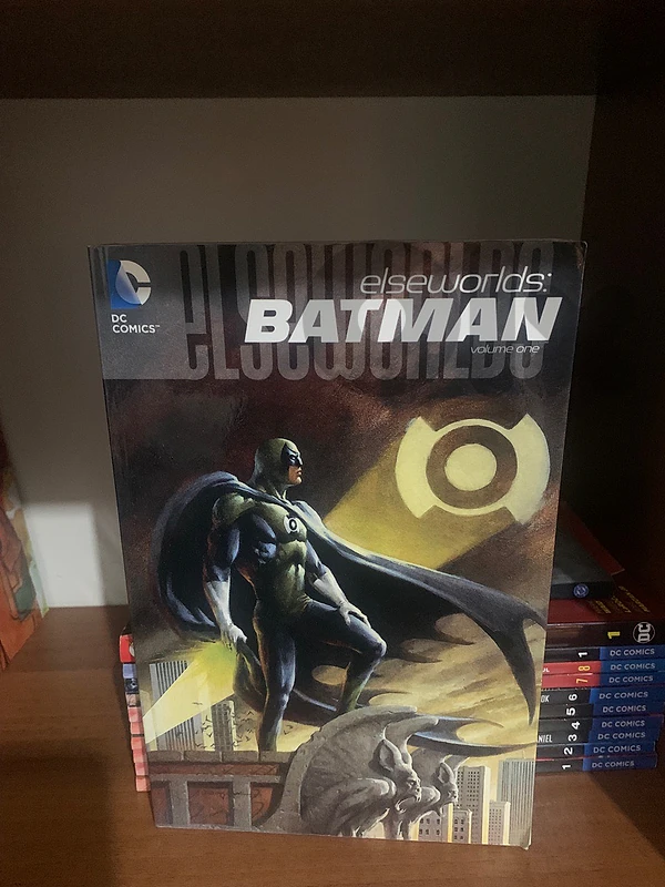 Batman Elseworlds Volume 1