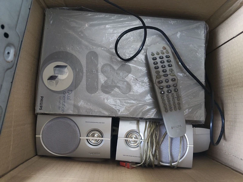 Philips LX3600D DVD Home Entertainment System
