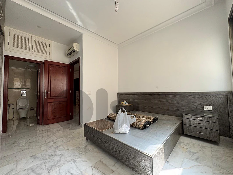 Apartment For Sale In Rawcheشقة للبيع في الروشة