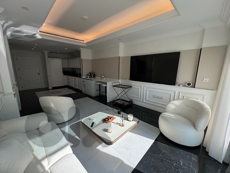Luxurious Apartment For Sale Downtown!