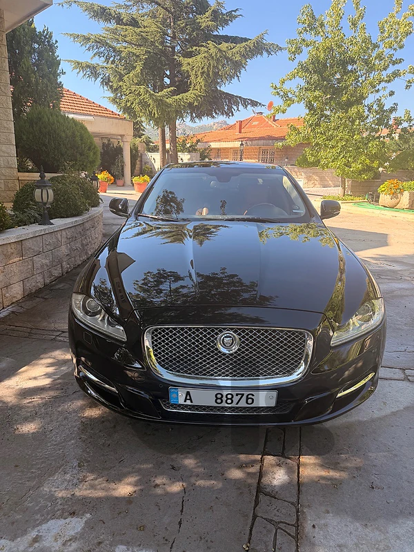 JAGUAR XJL V8 PORTFOLIO