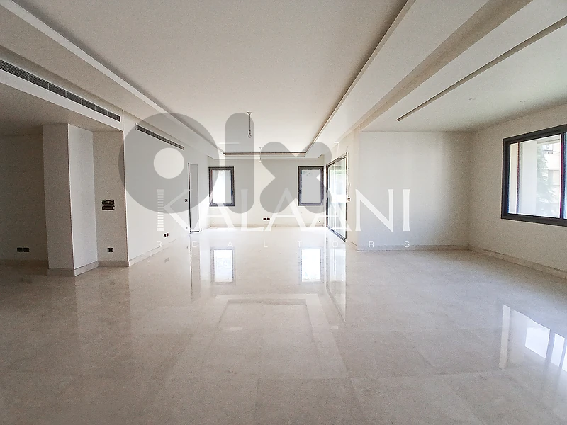 Apartment for Sale in Hazmieh | شقة للبيع في الحازمية