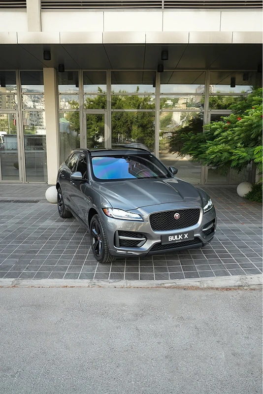 Jaguar F-Pace 2019 - R Sport - Panoramic Roof - CLEAN CARFAX !!