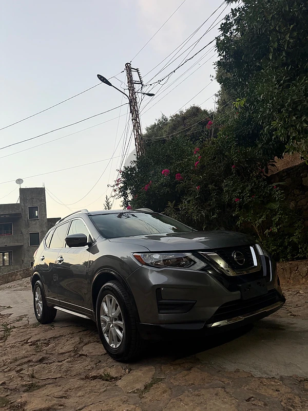 Nissan Rogue 2018 sv