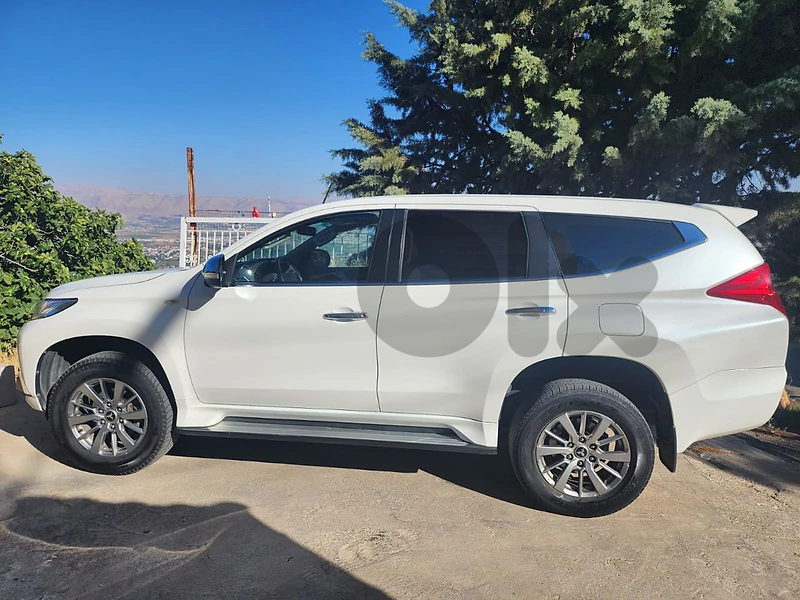 Mitsubishi Montero Sport 2019 suv