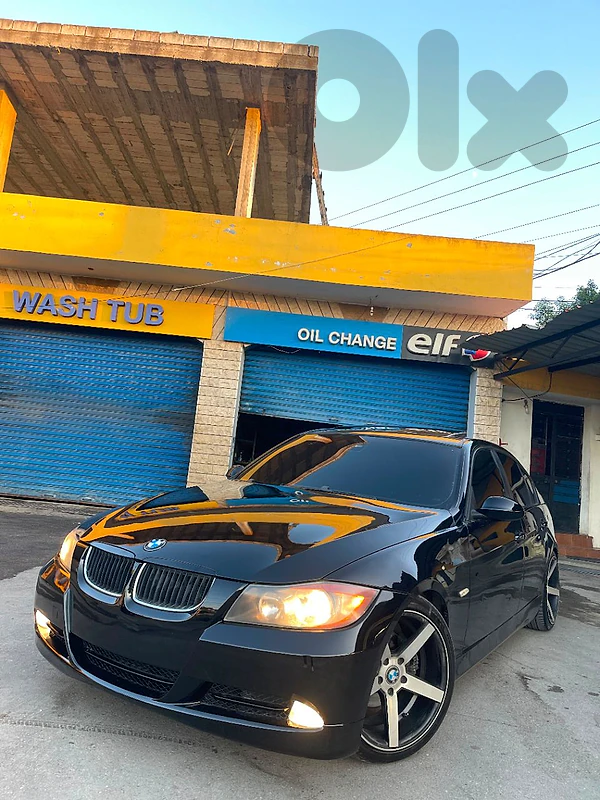 BMW E90 325i 2006