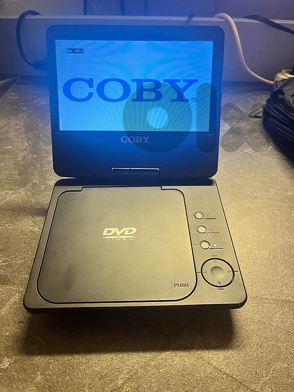 Coby 7” Portable DVD Player Coby 7” Portable DVD Player
