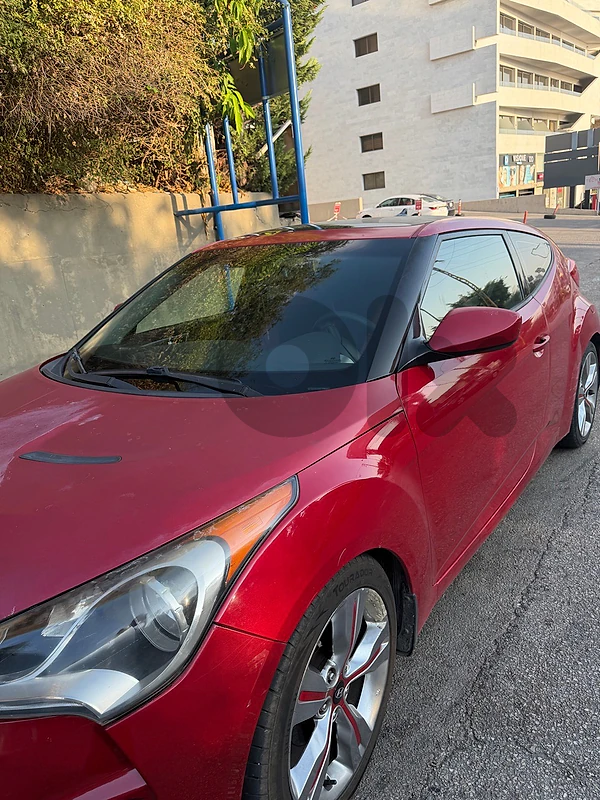 Hyundai Veloster 2012