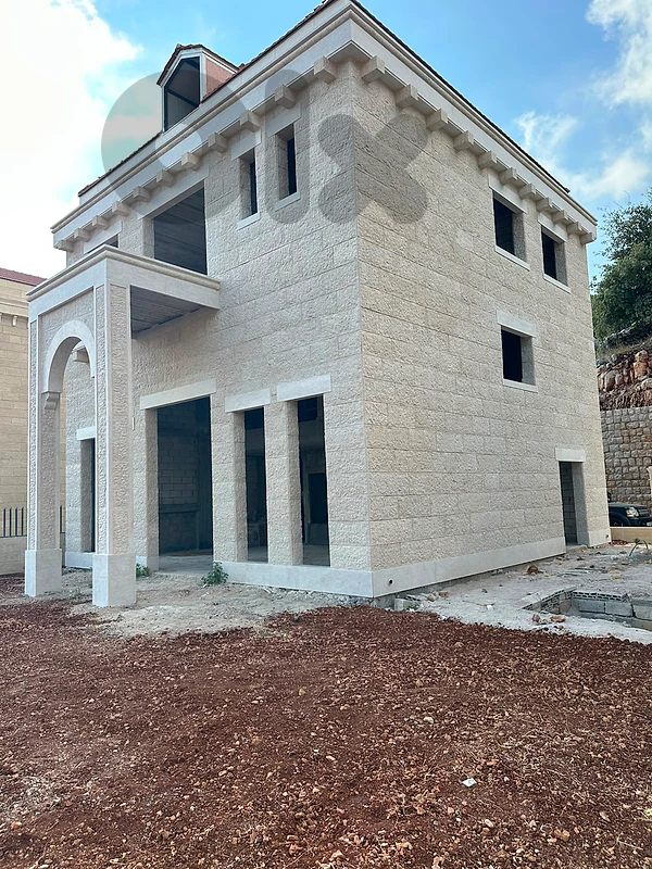 RWK100TF - Villa for sale in Ajaltoun with Garden and mountain view RWK100TF - Villa for sale in Ajaltoun with Garden and mountain view