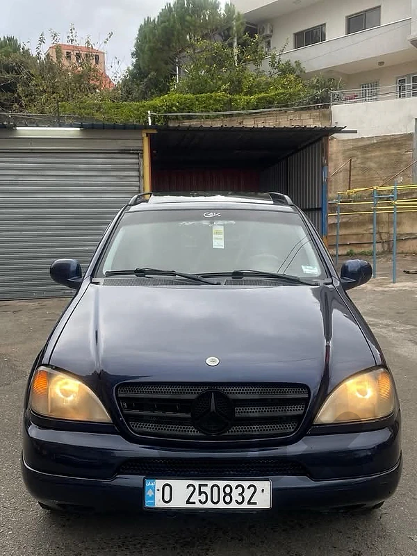 Mercedes-Benz 1999