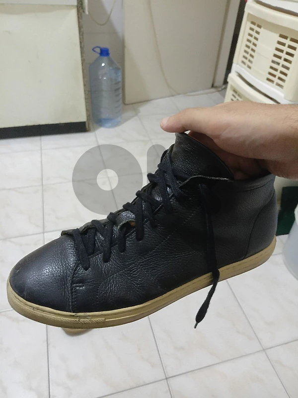true leather shoe made in portugal size 46