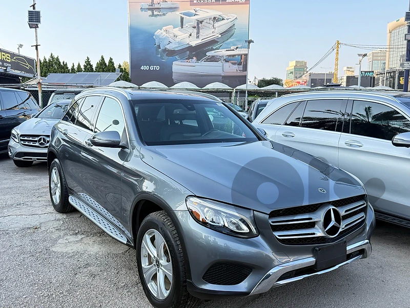 Mercedes-Benz GLC300 4matic 2018 clean carfax Mercedes-Benz GLC300 4matic 2018 clean carfax