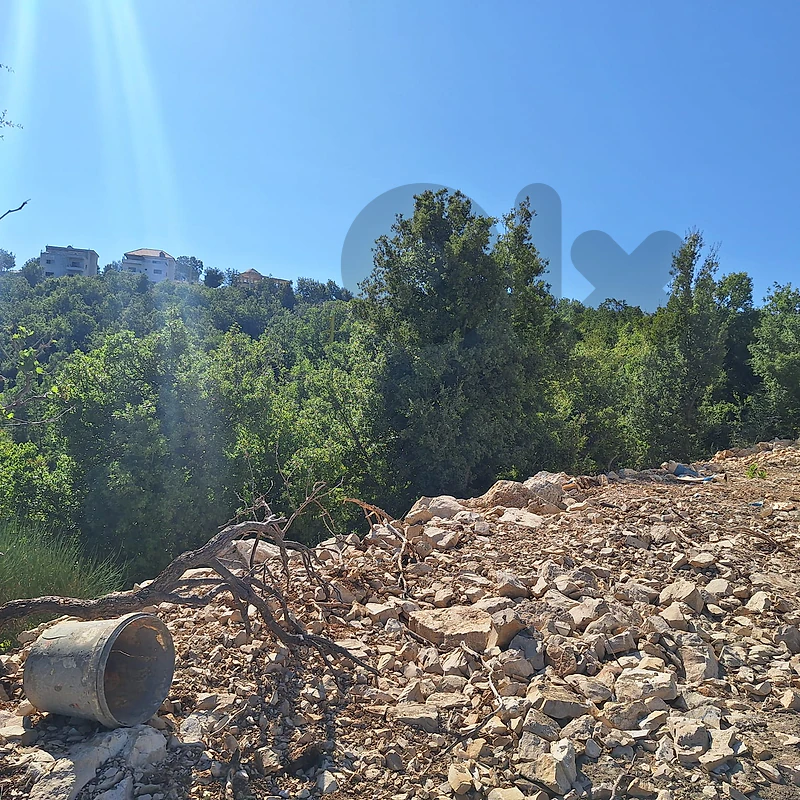 Land for sale in Mechmech Jbeil