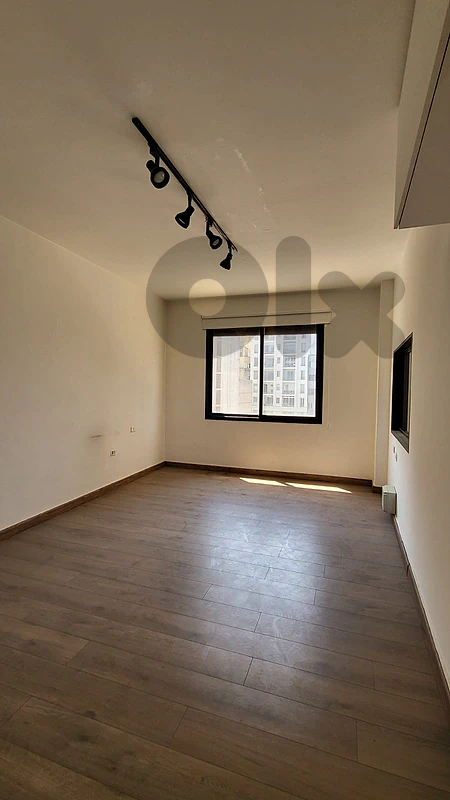 Elegant 150 sqm Office with Flexible Expansion Potential