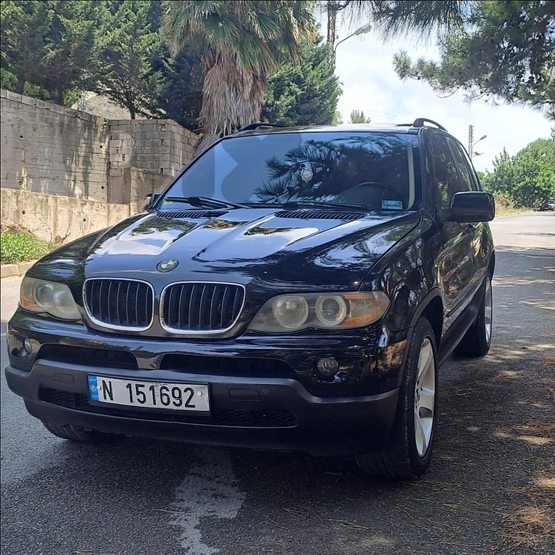BMW X5 2005 model 2005 خارق النظافة