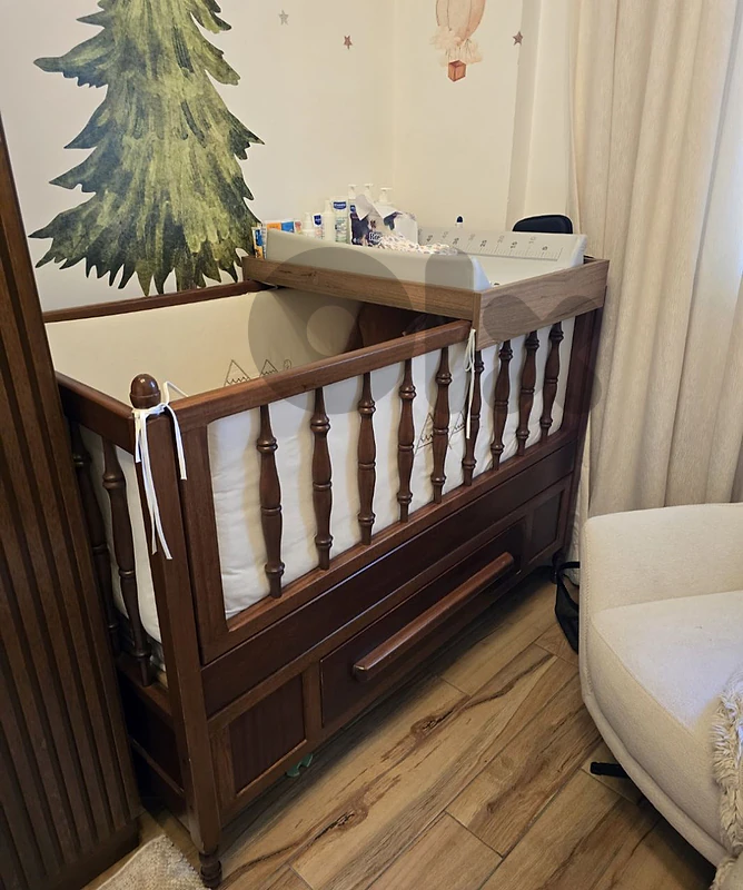 Wooden crib