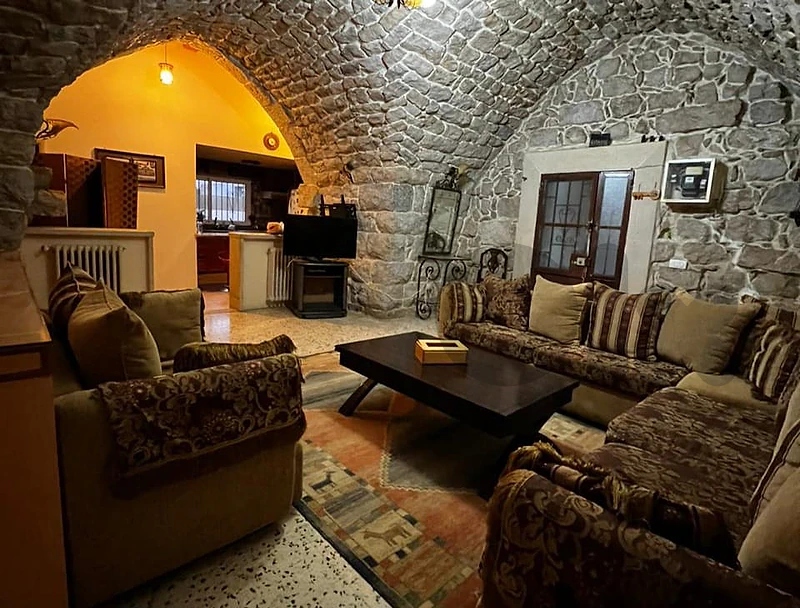 Furnished House for Rent in Ain Aalak–Mountain Viewمنزل مفروش للإيجار