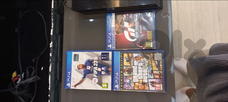 play  station 4