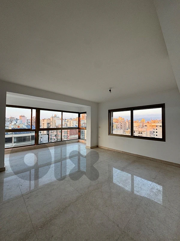 Apartment for sale in Mar Elias • شقة فخمة للبيع في مار الياس