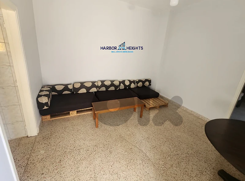Apartment for Rent in Betchay - شقة للإيجار في بطشاي